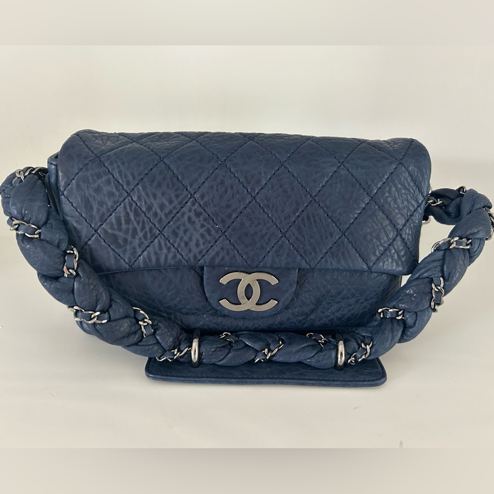 Vintage Chanel bag in perfect conditions